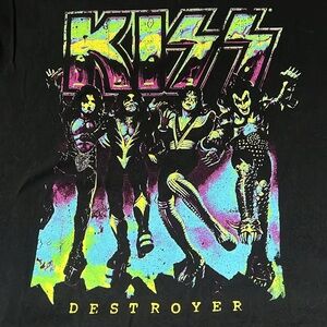 Kiss Graphic TShirt Black Size Large